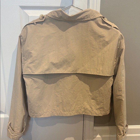 Women’s cropped trench jacket from Ardene - Picture 5 of 9